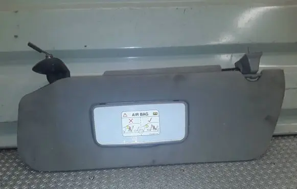 Ford Explorer Sun visor 