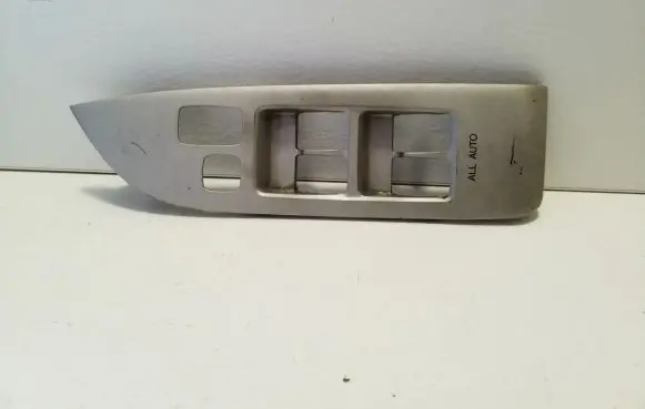 Lexus RX 330 - 350 - 400H Front door window switch trim 7423048130