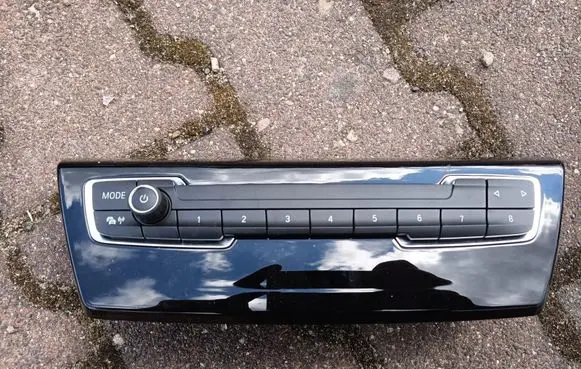 BMW 2 F45 Head unit multimedia control 1111111111