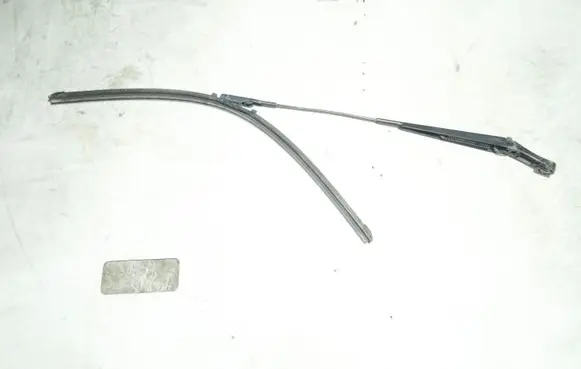Opel Zafira A Windshield/front glass wiper blade 13145566