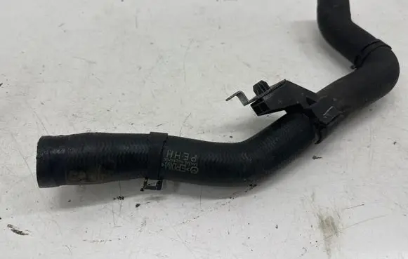 Mazda CX-3 Engine coolant pipe/hose