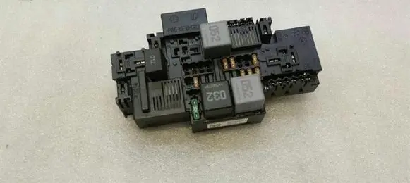 Mercedes-Benz C W205 Fuse module A2229063202