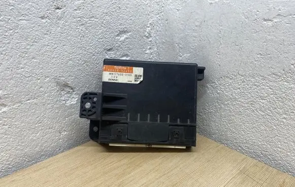 Toyota Auris 150 Climate control unit 8865002430 MB1776003703