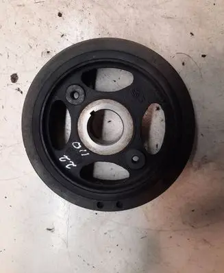 Toyota Avensis T250 Crankshaft pulley 134080R030