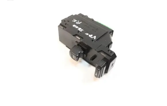 Volvo V70 Electric window control switch 30737519