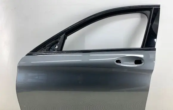 Mercedes-Benz C W205 Front door 
