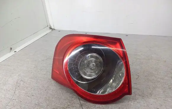 Volkswagen PASSAT B6 Rear/tail lights 309945095C