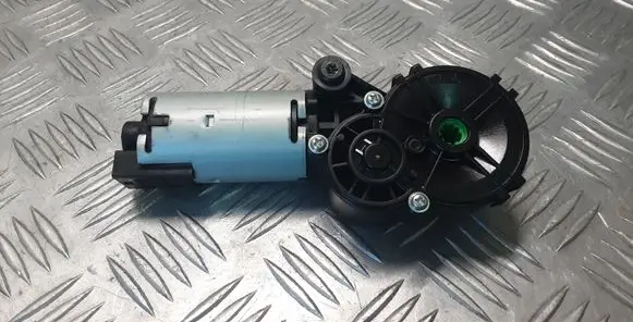 Hyundai Tucson TL Seat adjustment motor 88584C1000