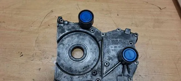 Mercedes-Benz ML W164 Timing chain cover A6420150601