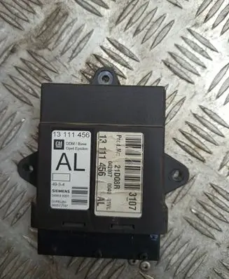 Opel Vectra C Door control unit/module 13111456 5WK46001