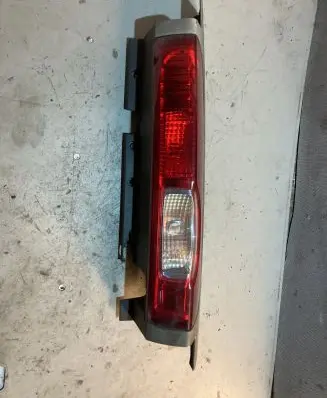 Opel Vivaro Rear/tail lights