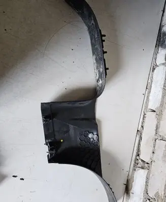 Volkswagen Touareg II Rear sill (body part) 92635A