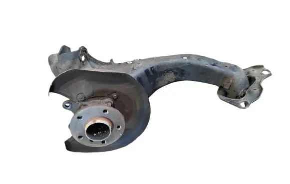 BMW 2 F46 Rear wheel hub