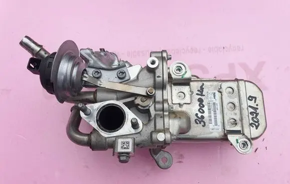 Renault Master III EGR valve cooler 147353457R MM11889