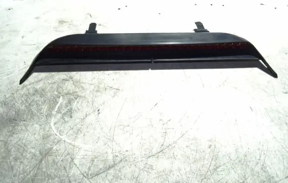 Volkswagen Phaeton Third/center stoplight 3D0945097 3D0945121