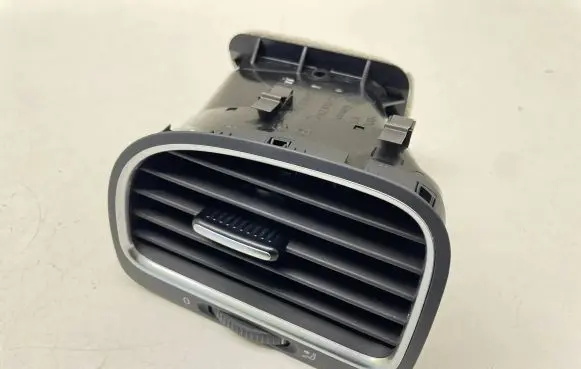 Volkswagen Golf VI Dashboard side air vent grill/cover trim 5K0819709D 5K0819703K