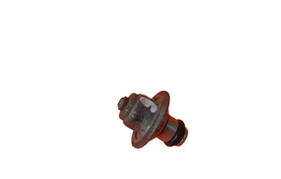 Peugeot 107 Fuel pressure sensor 