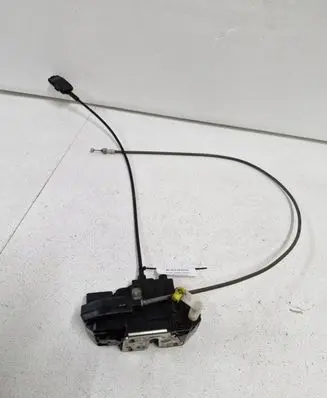 Nissan Note (E11) Front door lock