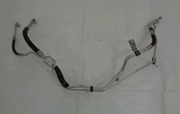 Opel Crossland X Air conditioning (A/C) pipe/hose 03640906 63258113