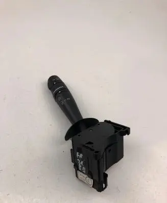 Renault Twingo II Indicator stalk 8200515826