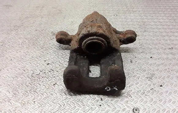 Nissan X-Trail T30 Rear brake caliper 