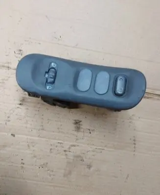 Renault Espace III Windscreen/window heater switch 6025300996