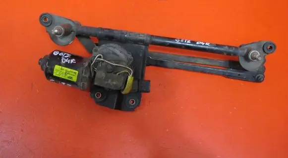 Hyundai Getz Front wiper linkage and motor 981001C100