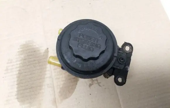 Hyundai Getz Power steering fluid tank/reservoir