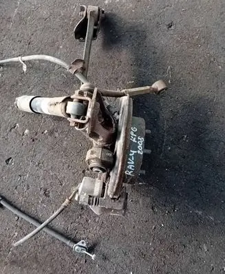 Toyota RAV 4 (XA30) Rear wheel hub