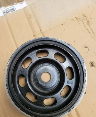 Seat Ibiza V (KJ) Crankshaft pulley 04C105243E