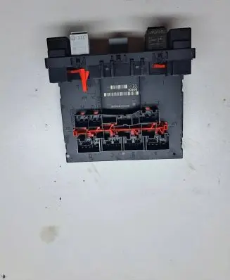 Volkswagen PASSAT B6 Comfort/convenience module 3C0937049H F005V00529 H37S1301