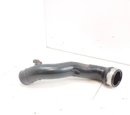 Intercooler hose/pipe