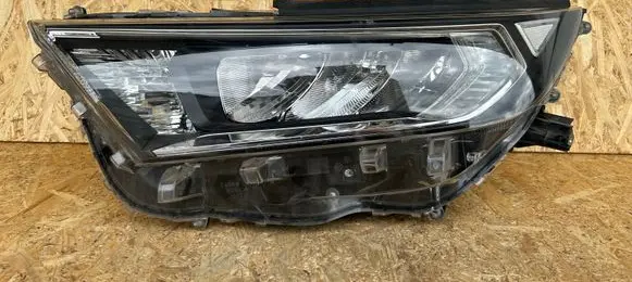 Toyota RAV 4 (XA50) Headlight/headlamp 3402112