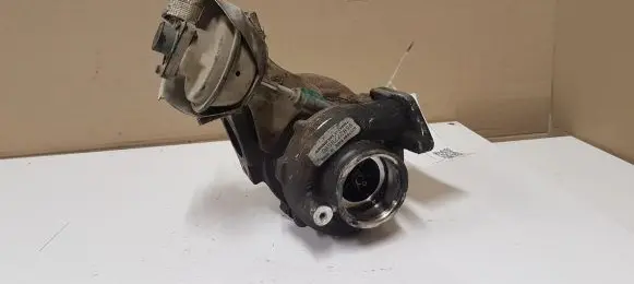 Citroen C5 Turbo 9682778680 GT1749V 7560475