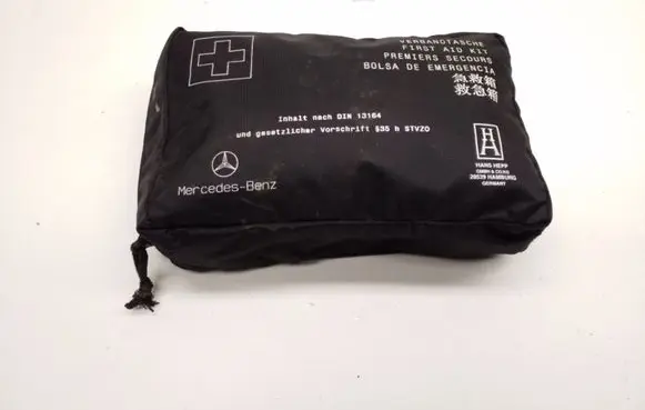 Mercedes-Benz A W176 First aid kit 