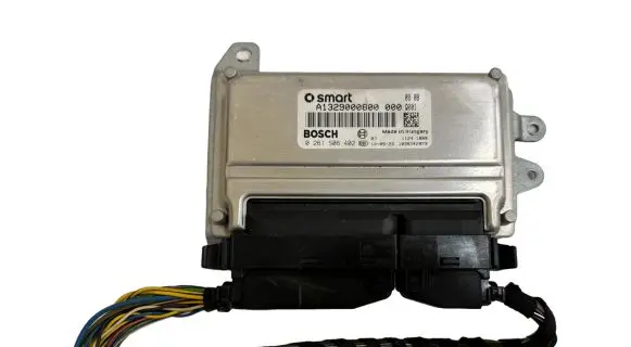 Smart ForTwo II Engine control unit/module A1329000800 0261S06402 1039S42973