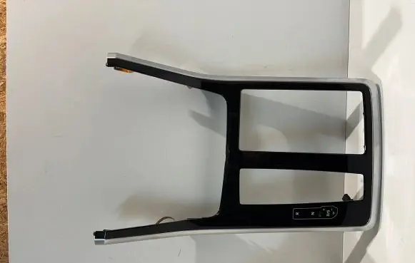 Audi Q8 Panel trim 4M8863324D 20190618 172033
