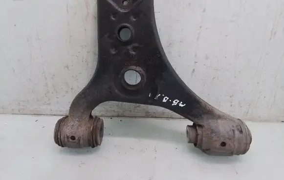 Mercedes-Benz B W245 Front lower control arm/wishbone