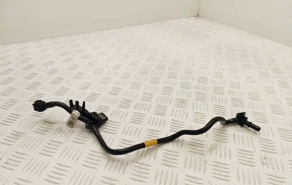 Ford Focus Fuel line pipe JX6Q9J280AC
