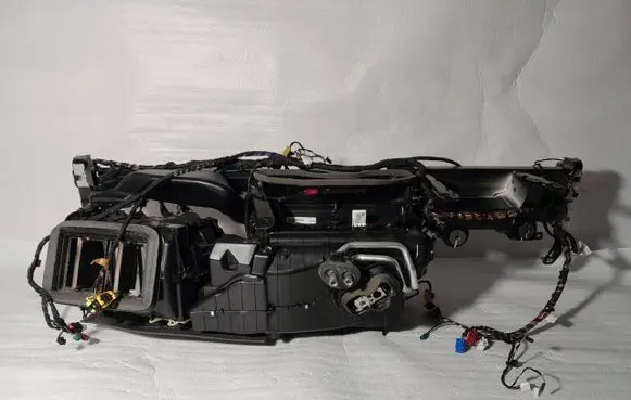 Audi A4 S4 B9 8W Interior heater climate box assembly 8W1820005K