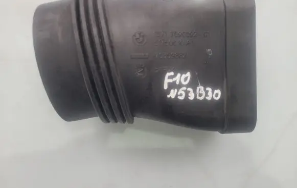 BMW 5 F10 F11 Intercooler hose/pipe 