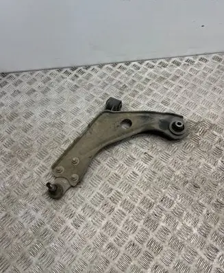 Peugeot 5008 II Front lower control arm/wishbone 1822