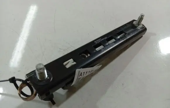 Opel Zafira B Seat belt adjustment rail 605444900C