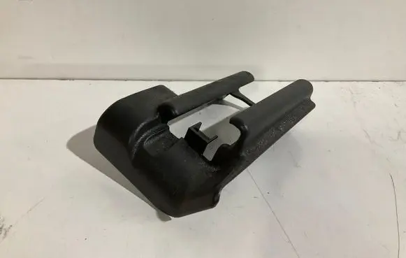 Mercedes-Benz E W211 Sliding door rail trim 2119191020