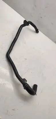 Volkswagen PASSAT B6 Engine coolant pipe/hose 5n0121070F