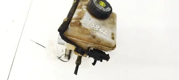 Opel Astra H Brake fluid reservoir 