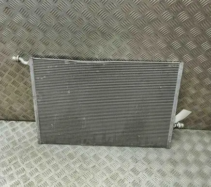 Mercedes-Benz E W213 Coolant radiator A0995002003