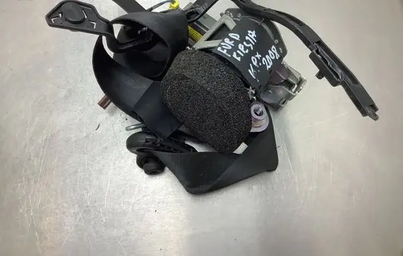 Ford Fiesta Front seatbelt 34043218B