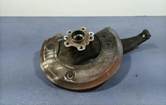 BMW 7 G11 G12 Front wheel hub spindle knuckle