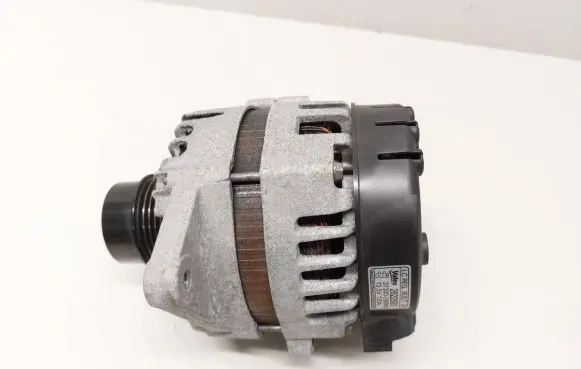 KIA Sportage Generator/alternator 373002B960